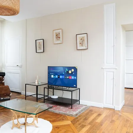 Exigehome-luxury Flat With 3 Bedrooms, Terrasse In Downtown Βερσαλλίες