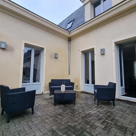 Exigehome-luxury Flat With 3 Bedrooms, Terrasse In Downtown Διαμέρισμα Βερσαλλίες