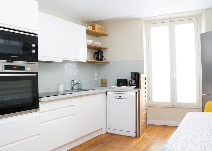 아파트 Exigehome-luxury Flat With 3 Bedrooms, Terrasse In Downtown 베흑사이으