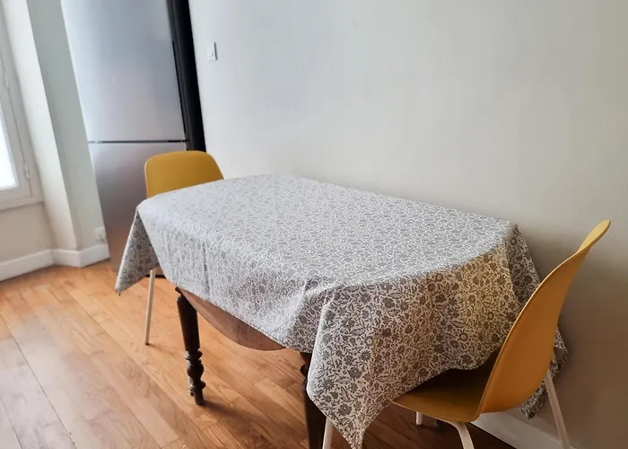 Exigehome-luxury Flat With 3 Bedrooms, Terrasse In Downtown * 베흑사이으